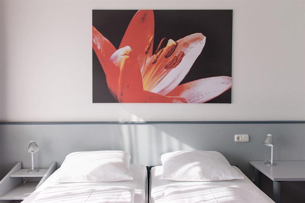 Good Morning + Bad Oldesloe Hotel Екстериор снимка
